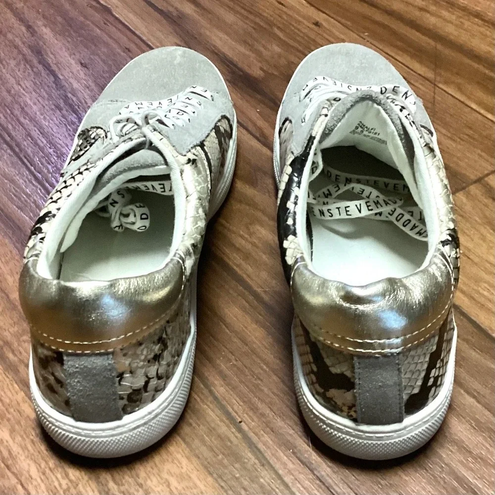 Steve Madden Amalfi Sneakers Grey‎ Suede Snakeskin Star Logo Laces Womens 9